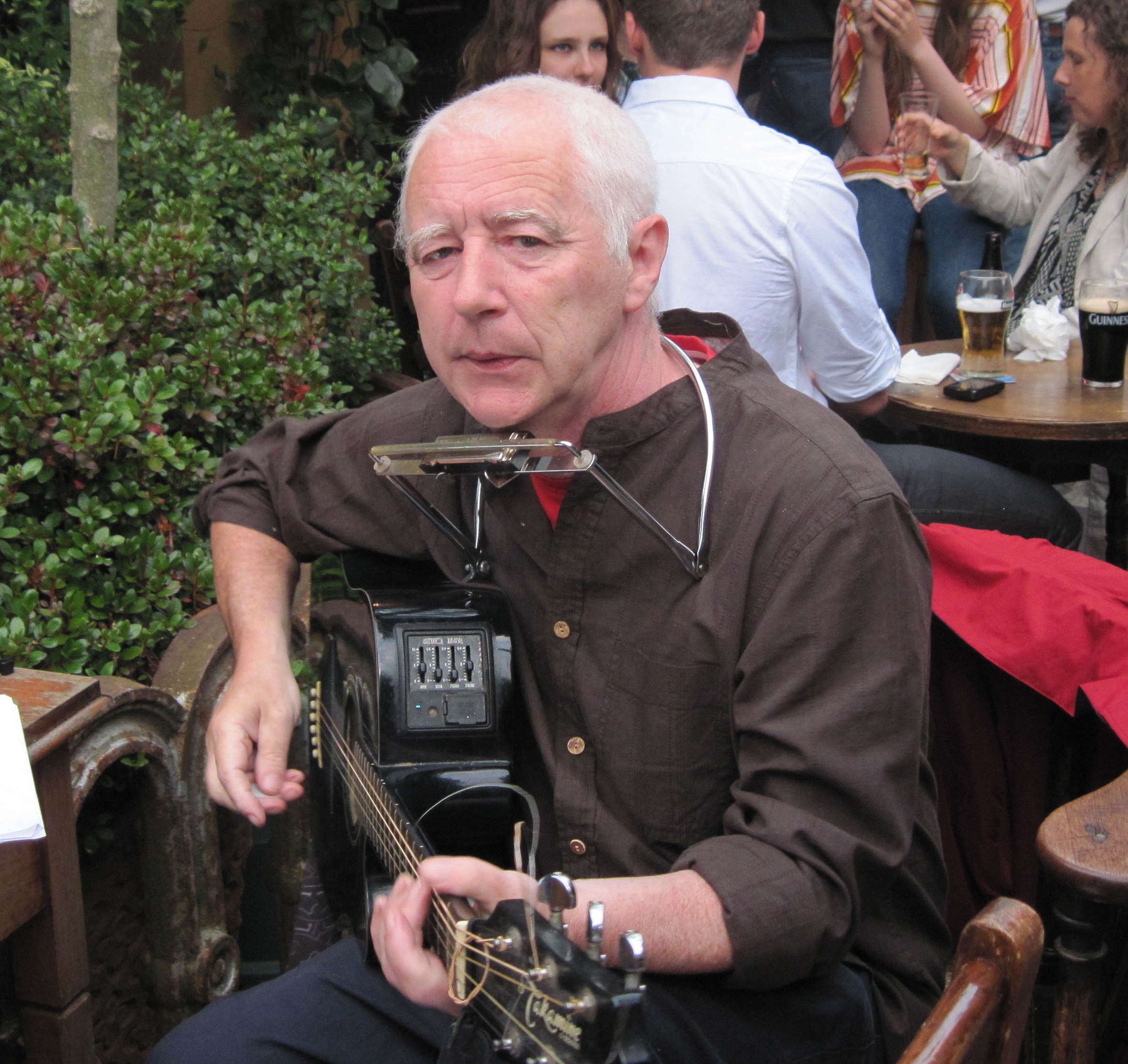 P.J. Murphy singer guitarist blues harp and whistle player from Wexford Ireland P.J. Murphy Guitar Chords and Lyrics, singer and guitarist with Retired Emotional